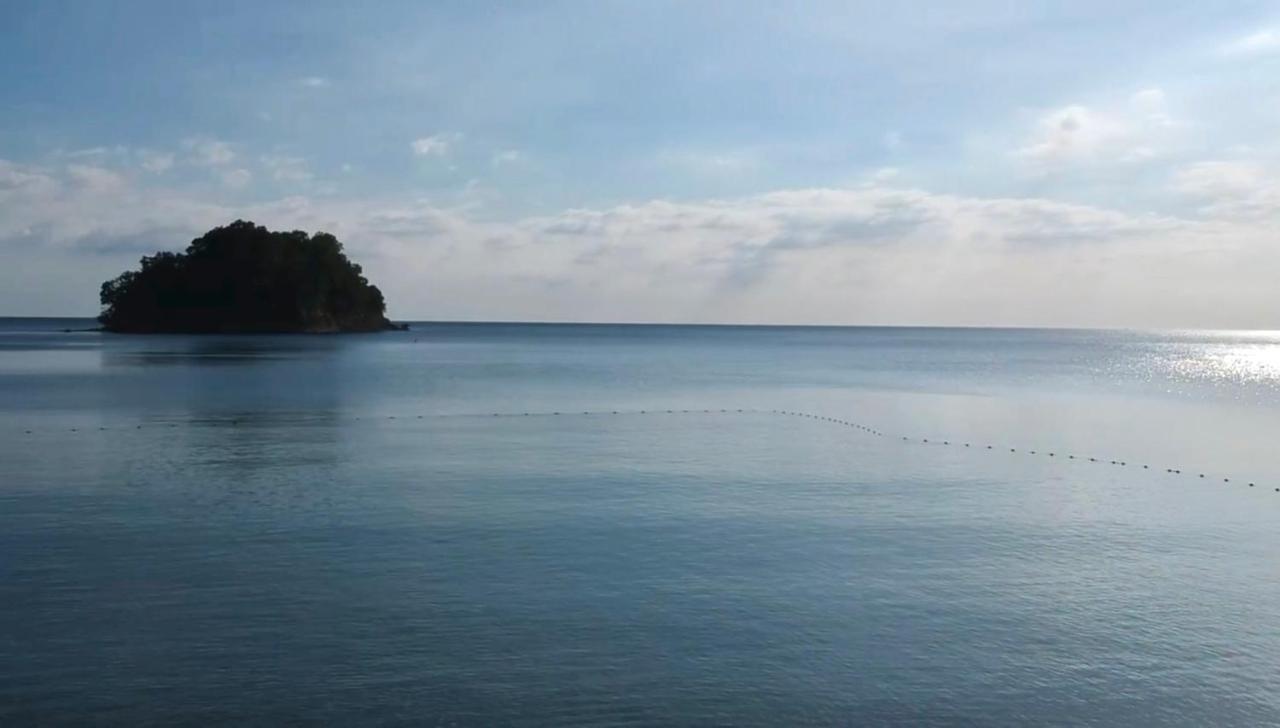 Playa La Caleta Bataan Morong (Bataan) Exterior foto