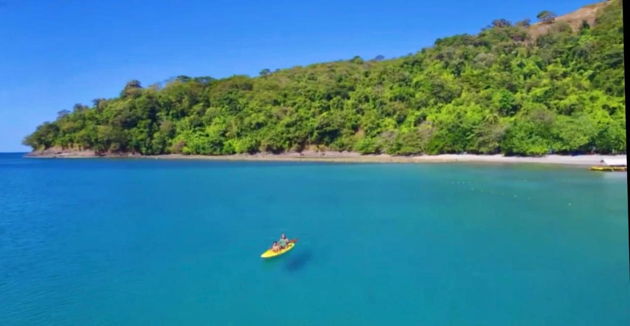 Playa La Caleta Bataan Morong (Bataan) Exterior foto